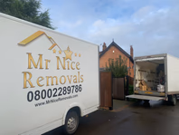mrniceremovals.com