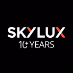 skyluxtravel.com